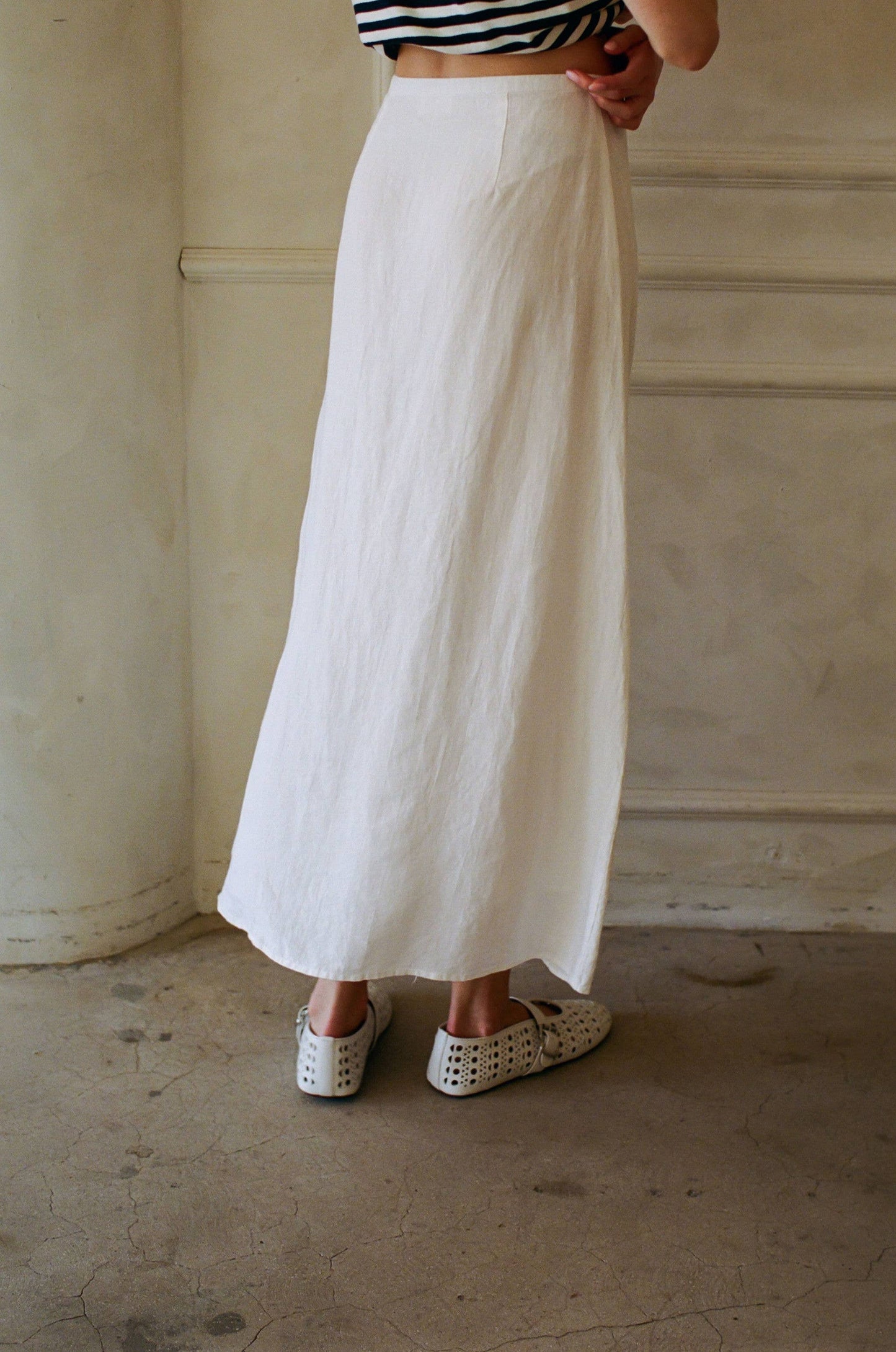 Abigail Linen Button Down Midi Skirt