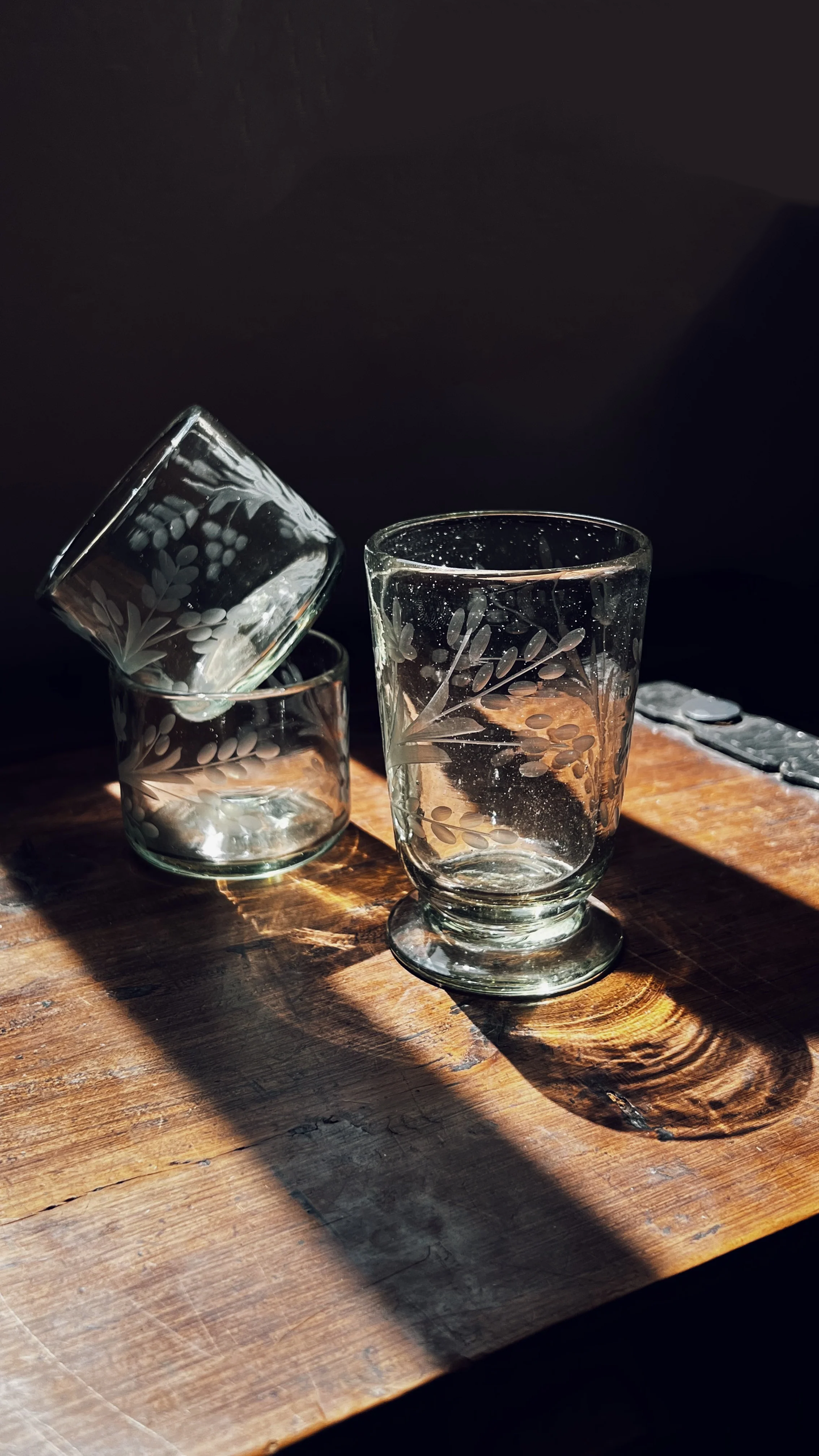 Hand-etched Blown Footed | Wine Glass