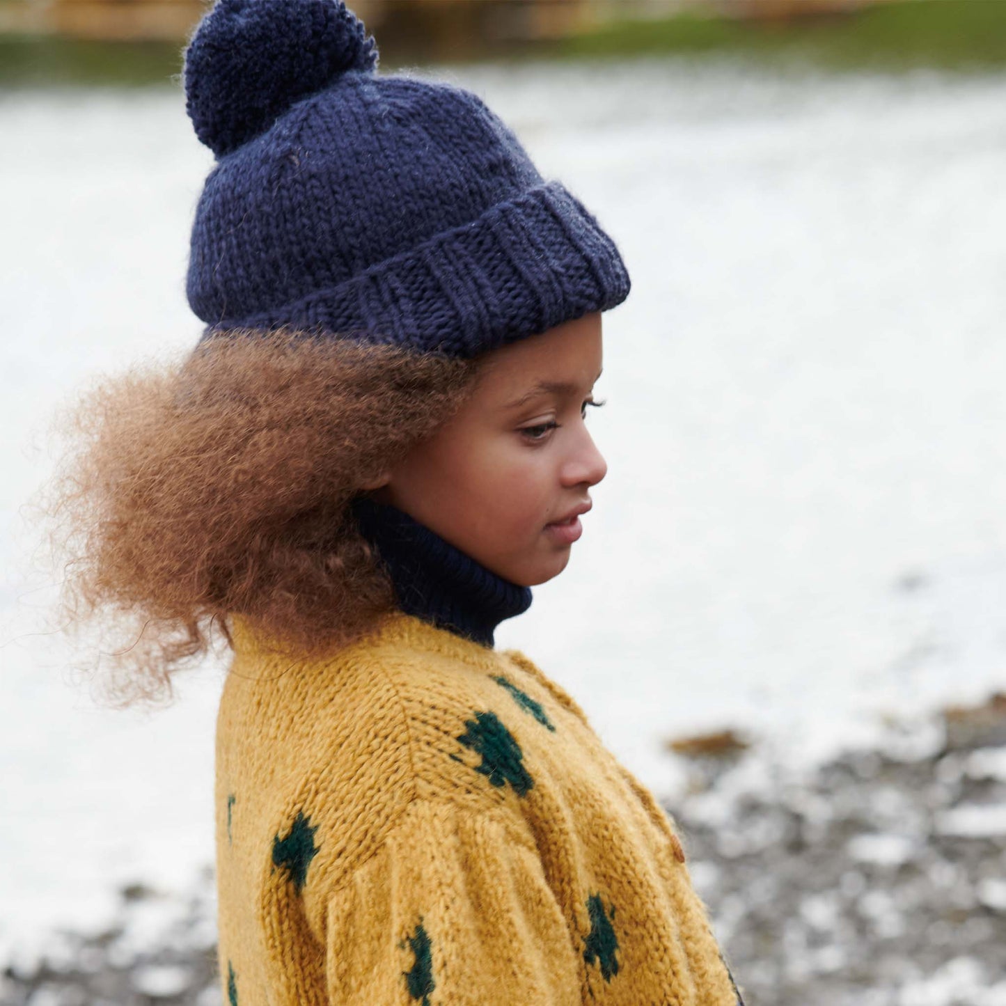 Classic Pom Hat, Navy | Baby Beanie | Kids Winter Clothing: L; 5y+ Adult