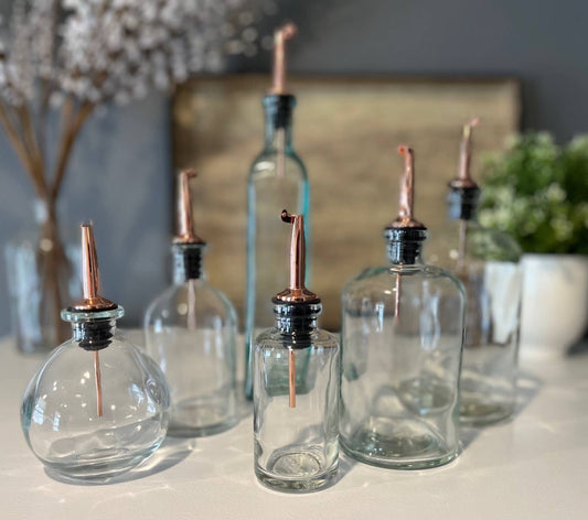 25-ounce Apothecary Bottle with Weighted Pour Spout: Gold Rubber