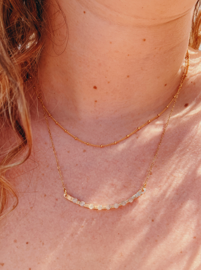 Labradorite Mini Bar Necklace: 14k Gold Fill