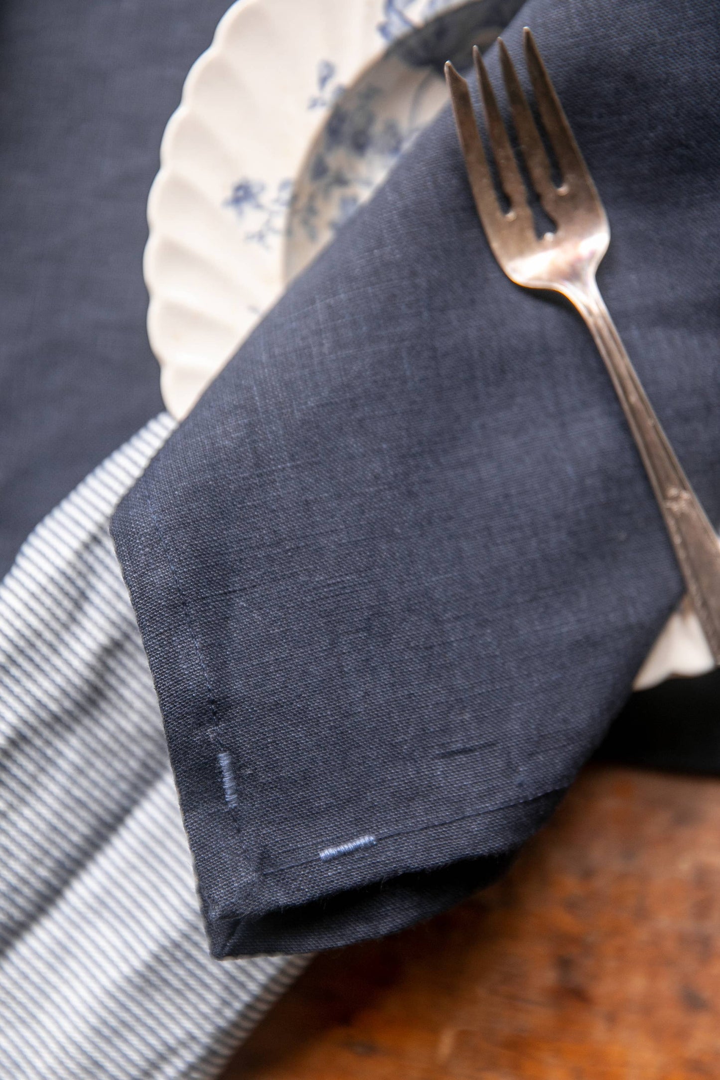 Keepsake Linen Dinner Napkin Set | Navy | Set of Four