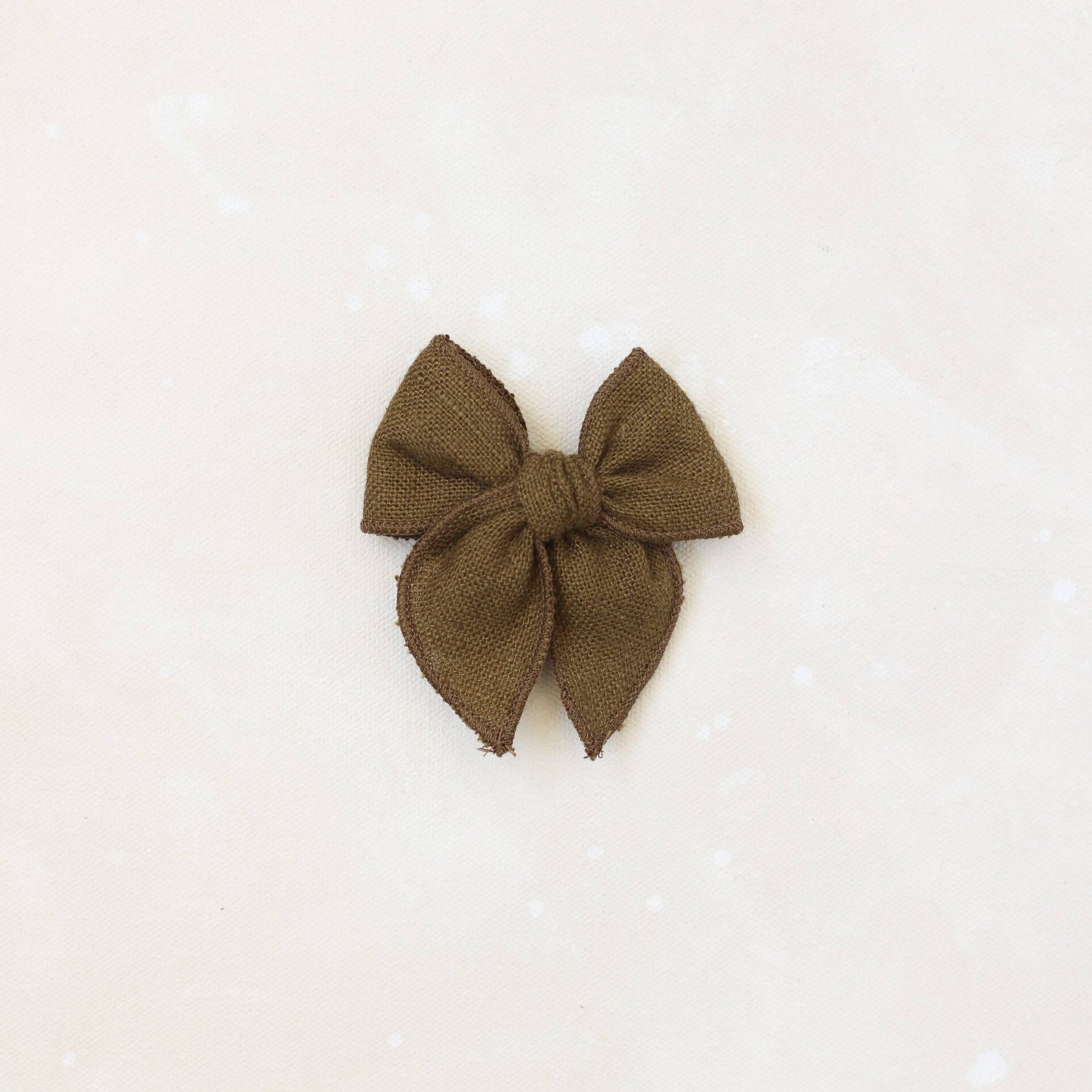 Mini Moss Linen Bow Clip