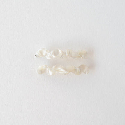 Eco Cloud Wave Slide Hair Pin Set: Cream Cheese