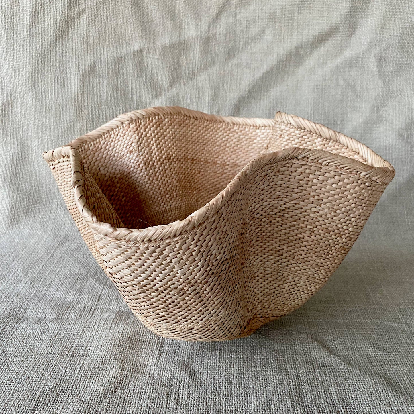 Wavy Palm Leaf Dancing Basket | Small