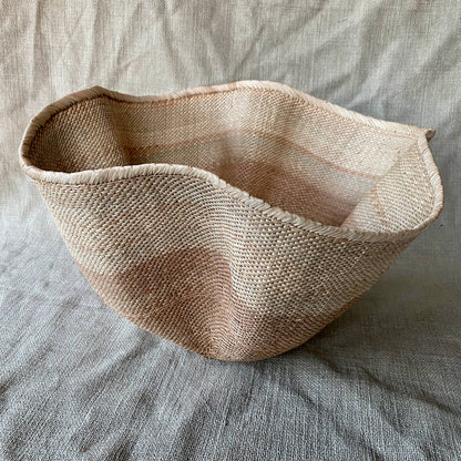 Wavy Palm Leaf Dancing Basket | Small
