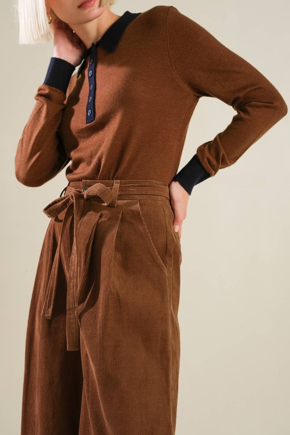 A solid woven pant - FP1296: Beige / Contemporary / M