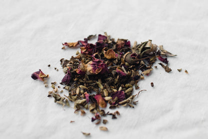 La Vie En Rose | Herbal Blend: 1 oz