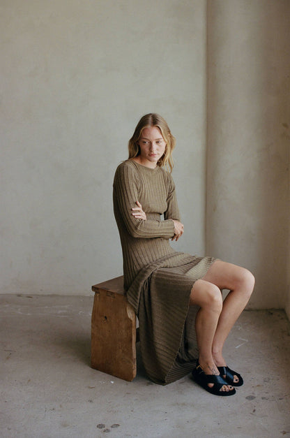 Alma  Knit Sweater Maxi | Brown