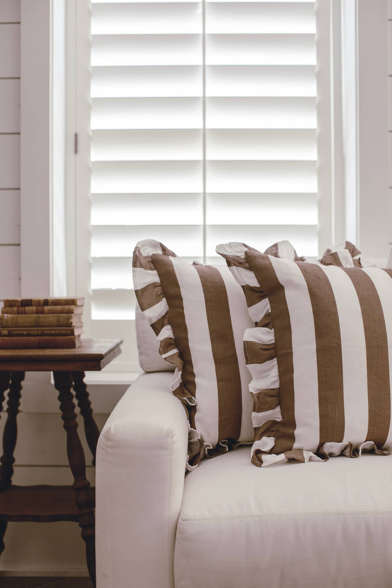 Ruffle Broad Stripe | Tobacco