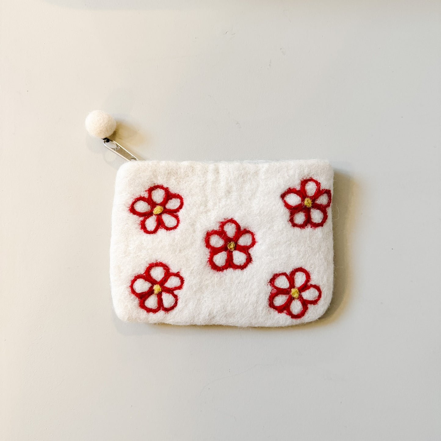 Five Flowers Design Coin Purse | White