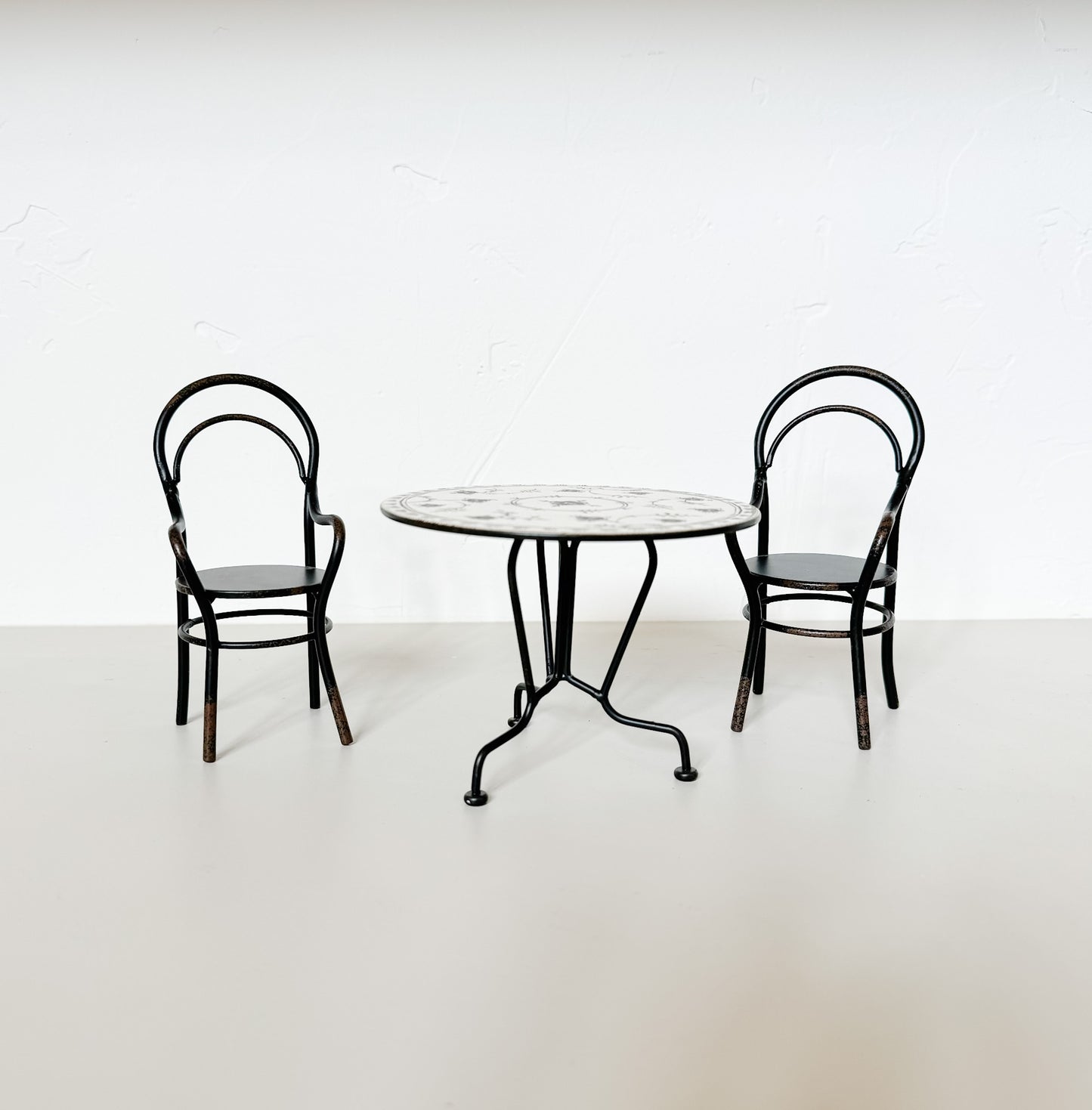 Dining Table | Set With 2 Chairs | Maileg