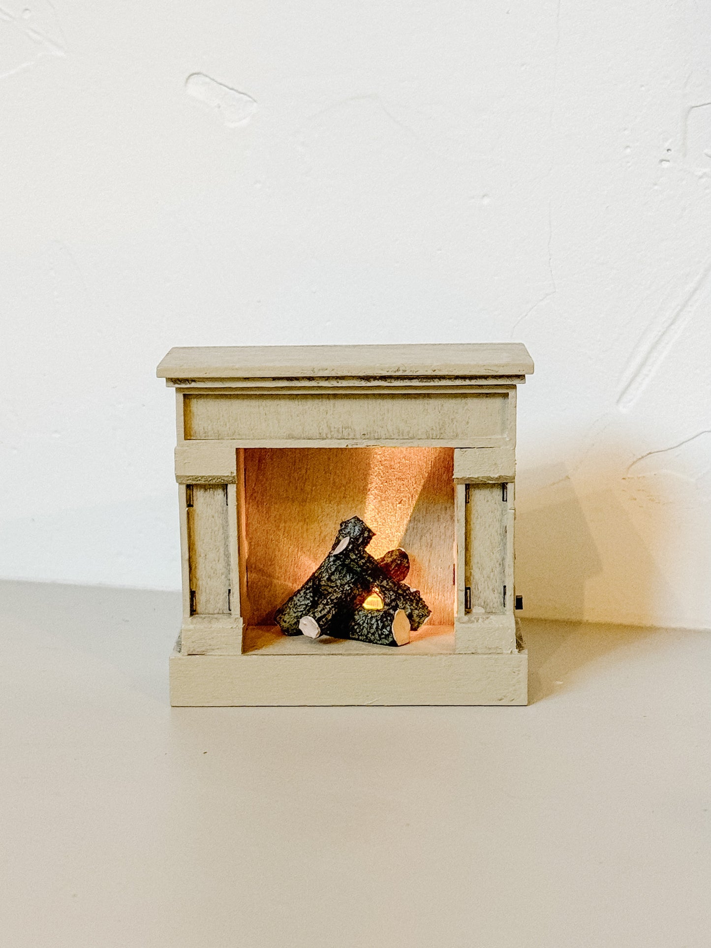 Fireplace | Mouse | Off White | Maileg