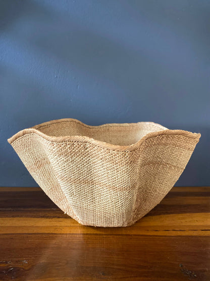 Wavy Palm Leaf Dancing Basket | Small
