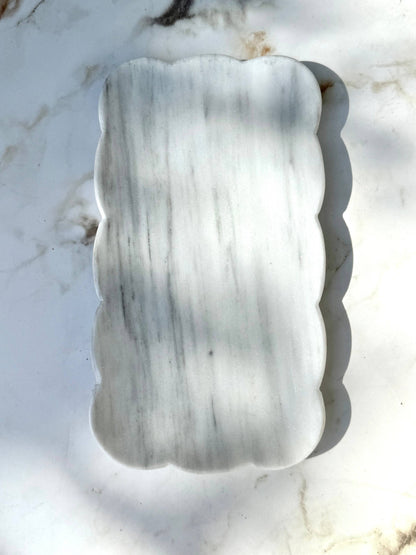 Scalloped Marble Tray | White