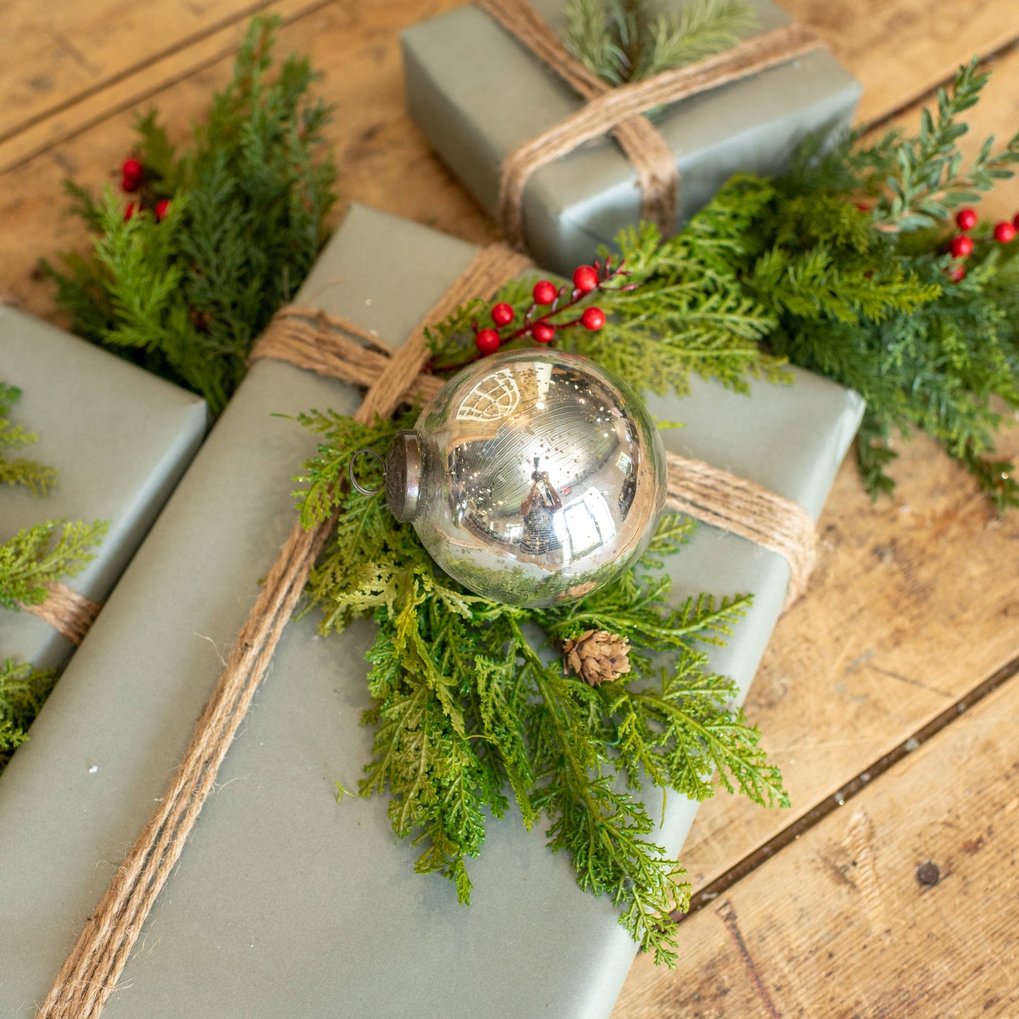 4" Silver Aged Ornament